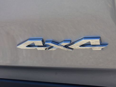 Used 2024 RAM 1500 Laramie AWD/4WD image 22
