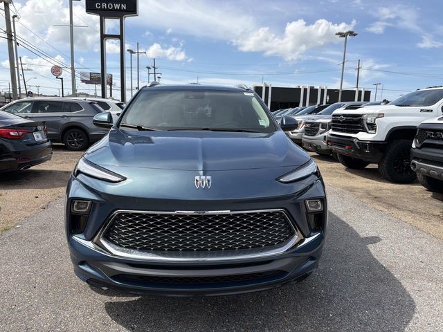 Used 2024 Buick Encore GX Avenir w/ Avenir Convenience Package AWD/4WD image 2