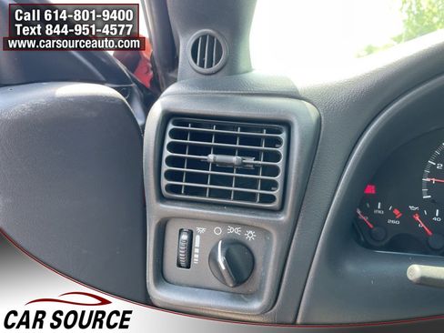 Used 1996 Chevrolet Camaro Z28 image 15