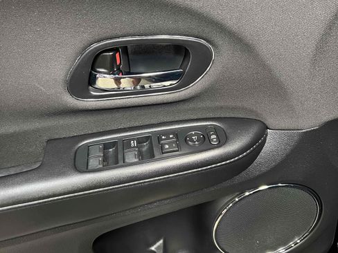 Used 2019 Honda HR-V EX image 61
