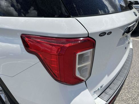 Used 2023 Ford Explorer XLT w/ Equipment Group 202A AWD/4WD image 10
