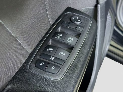 Used 2023 Dodge Charger R/T w/ Performance Handling Group RWD image 18