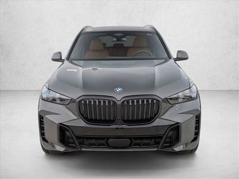 Used 2026 BMW X5 xDrive50e AWD/4WD image 6