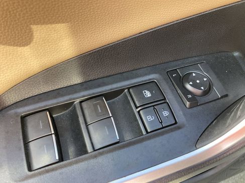 Used 2024 Toyota RAV4 Limited image 15