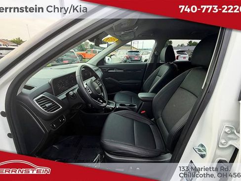 Used 2024 Kia Seltos EX FWD image 21