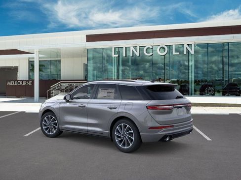 New 2026 Lincoln Corsair Grand Touring image 4