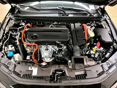 Used 2024 Honda Accord Touring image 13