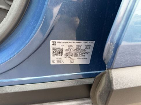 Used 2025 Chevrolet Equinox LT image 29