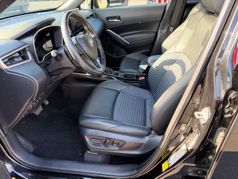 Used 2023 Toyota Corolla Cross AWD Hybrid w/ Convenience Package image 12