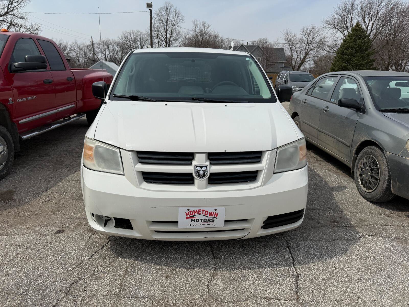 Used 2010 Dodge Grand Caravan FWD image 2