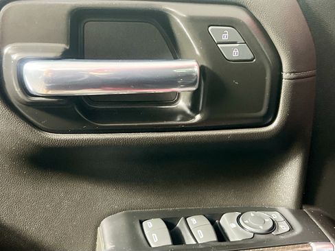 Used 2021 Chevrolet Silverado 1500 LT w/ Bed Protection Package image 16