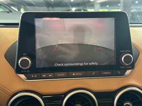 Used 2020 Nissan Sentra SV w/ SV Premium Package image 6