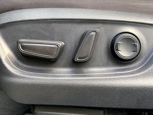 Used 2023 Toyota Camry LE FWD image 34
