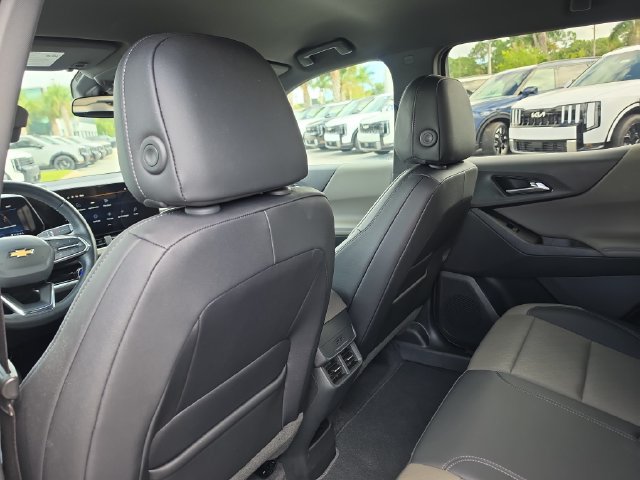Used 2026 Chevrolet Equinox LT w/ Convenience Package II FWD image 12