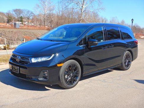 Used 2025 Honda Odyssey Sport-L image 1