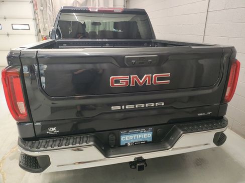 Certified 2022 GMC Sierra 1500 SLT w/ SLT Convenience Package image 21