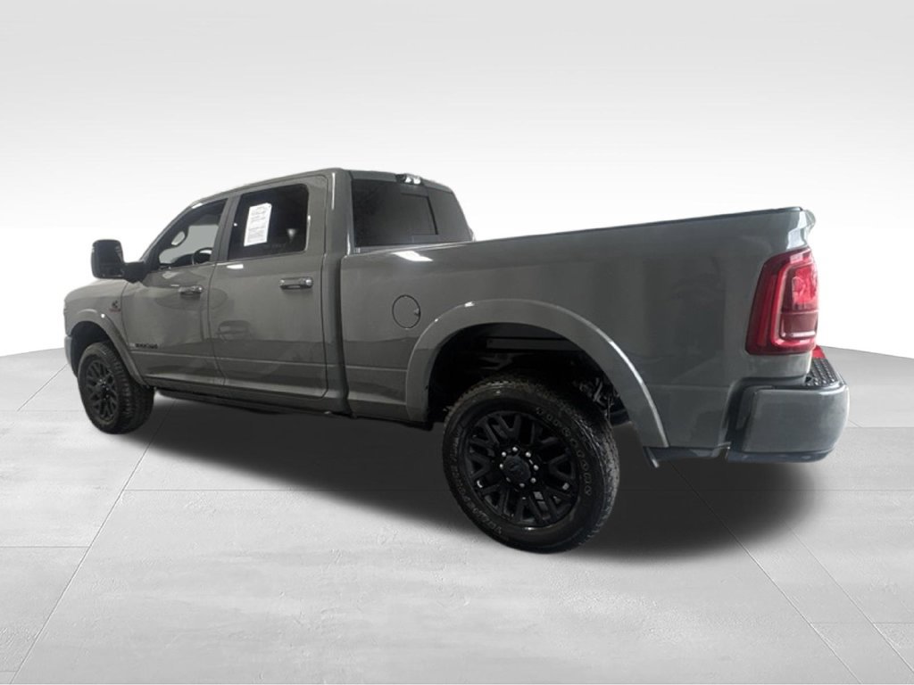Used 2025 RAM 2500 Limited AWD/4WD image 12
