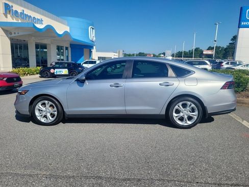 Certified 2024 Honda Accord LX image 9
