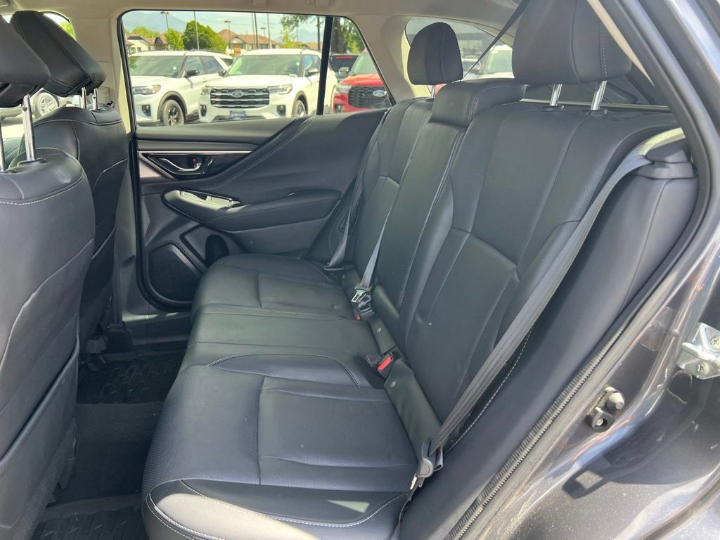Used 2022 Subaru Outback Limited AWD/4WD image 24