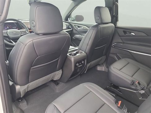 New 2026 Chevrolet Traverse LT w/ Midnight/Sport Edition image 16