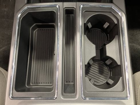 Used 2018 Ford F150 XLT image 18