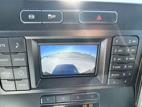 Used 2019 Ford F250 XLT w/ XLT Value Package image 33