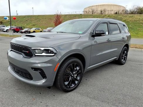 Used 2025 Dodge Durango GT image 8