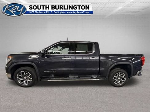 Used 2023 GMC Sierra 1500 SLT w/ SLT Premium Package AWD/4WD image 4