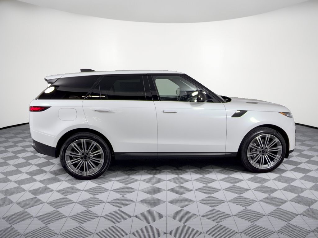 New 2027 Land Rover Range Rover Sport SE AWD/4WD image 8