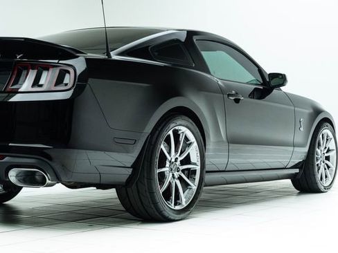 Used 2013 Ford Mustang Shelby GT500 image 14
