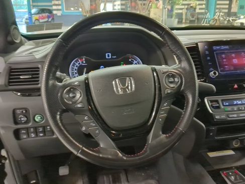 Used 2023 Honda Ridgeline Black Edition image 2
