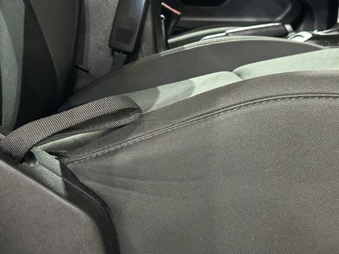 Used 2019 Jeep Wrangler Sport AWD/4WD image 47