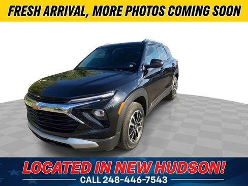 Used 2024 Chevrolet TrailBlazer LT w/ Driver Confidence Package AWD/4WD image 6