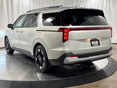 New 2026 Kia Carnival EX FWD image 7