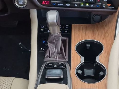 Used 2019 Lexus RX 350L AWD image 12