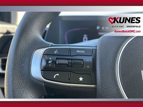 Used 2024 Kia Sportage LX image 24