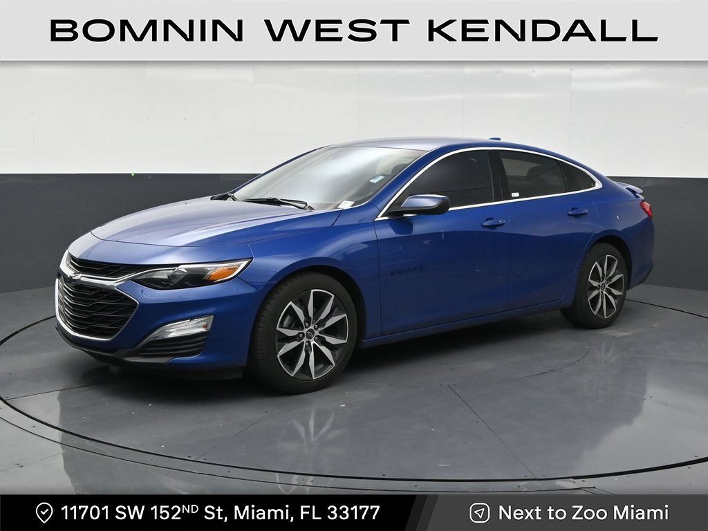 Used 2023 Chevrolet Malibu RS FWD image 1