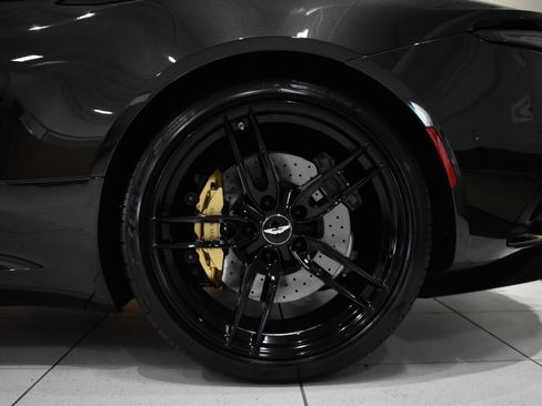 Used 2022 Aston Martin DBS Superleggera RWD image 10