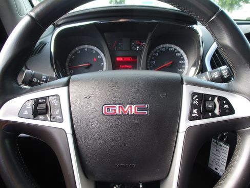 Used 2013 GMC Terrain SLT AWD/4WD image 16