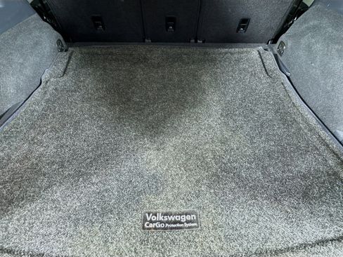 Used 2019 Volkswagen Tiguan SEL image 34