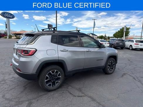 Used 2019 Jeep Compass Trailhawk AWD/4WD image 9