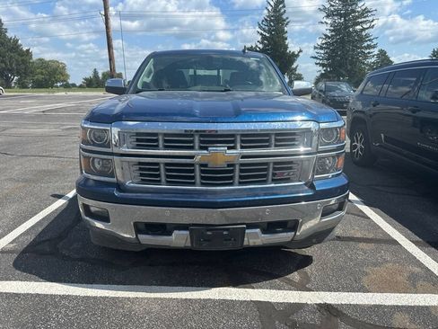 Used 2015 Chevrolet Silverado 1500 LTZ Z71 w/ LTZ Plus Package AWD/4WD image 9