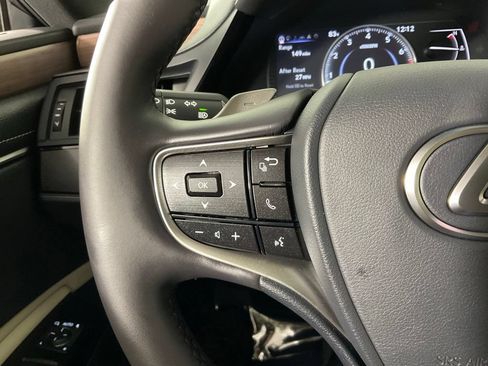 Used 2024 Lexus ES 350 w/ Premium Package FWD image 24