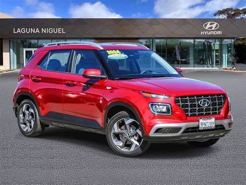 Certified 2024 Hyundai Venue SEL image 1