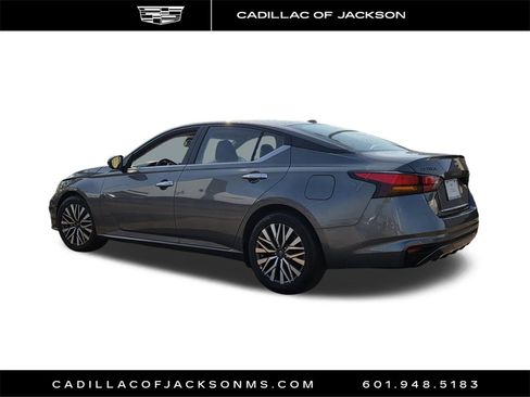 Used 2025 Nissan Altima 2.5 SV image 7