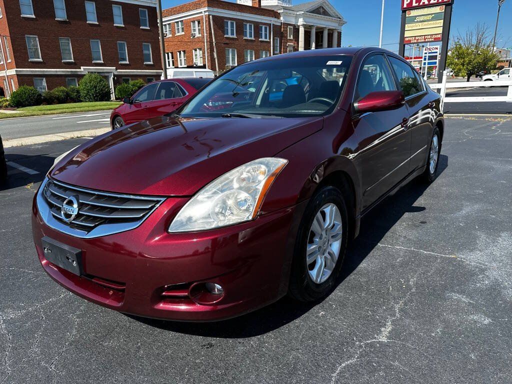 Used 2012 Nissan Altima 2.5 S w/ 20th Anniversary Pkg FWD image 3