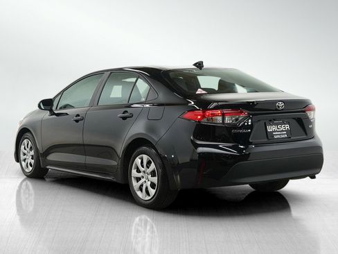 Used 2024 Toyota Corolla LE image 3