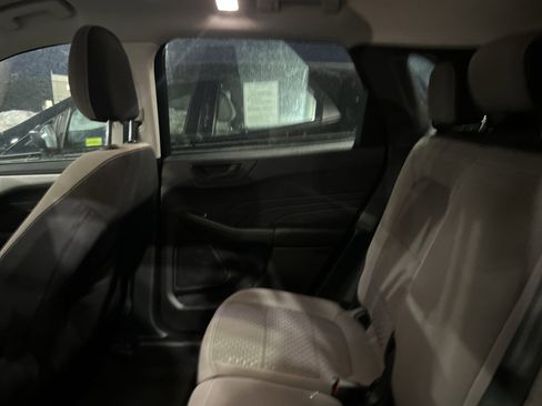 Used 2022 Ford Escape SE image 14