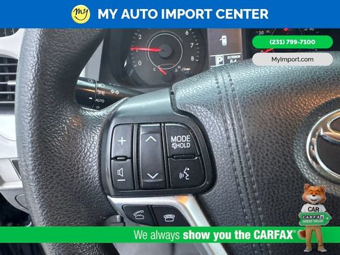 Used 2015 Toyota Sienna LE FWD image 15