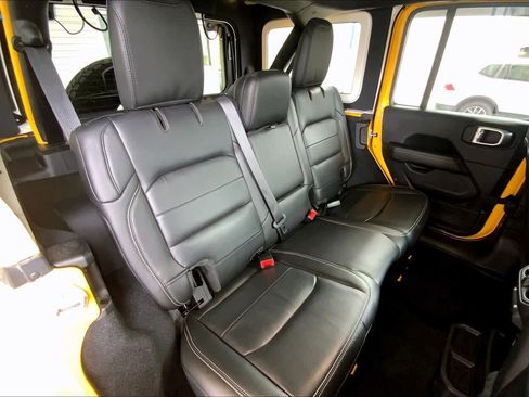 Used 2019 Jeep Wrangler Moab w/ Quick Order Package 24M Moab image 20